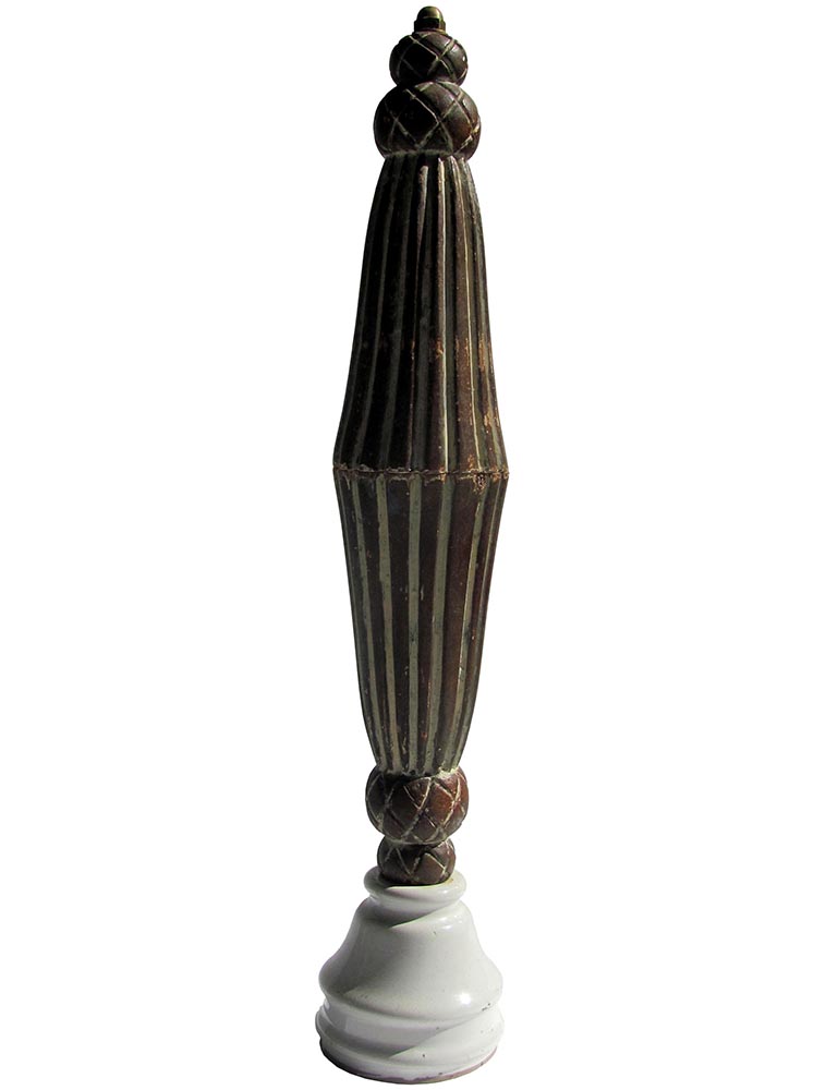 Passementerie, wood & porcelain, 38 cm (2001)